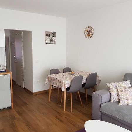 Apartman Luka Novigrad Istria Exterior foto