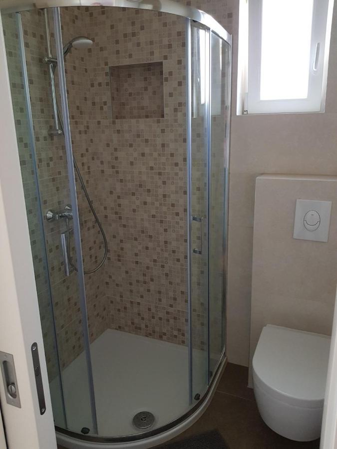 Apartman Luka Novigrad Istria Exterior foto